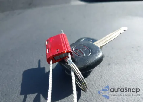 2005 Toyota Matrix Xr z USA, uszkodzony, nr VIN 2T1KR30E75C353957